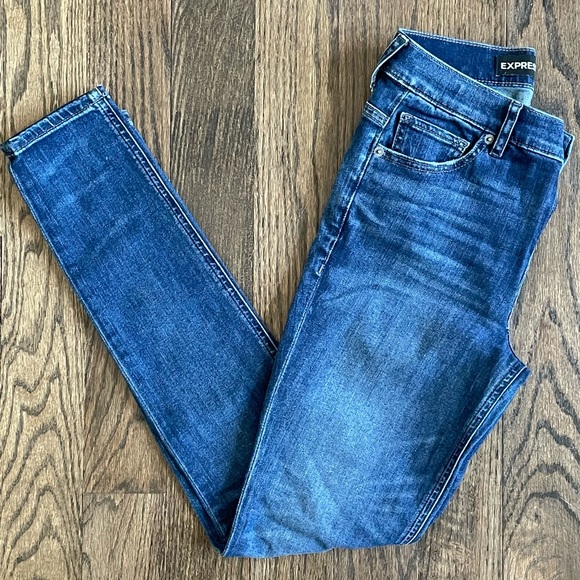 Express High Rise Legging Jeans • size 2R